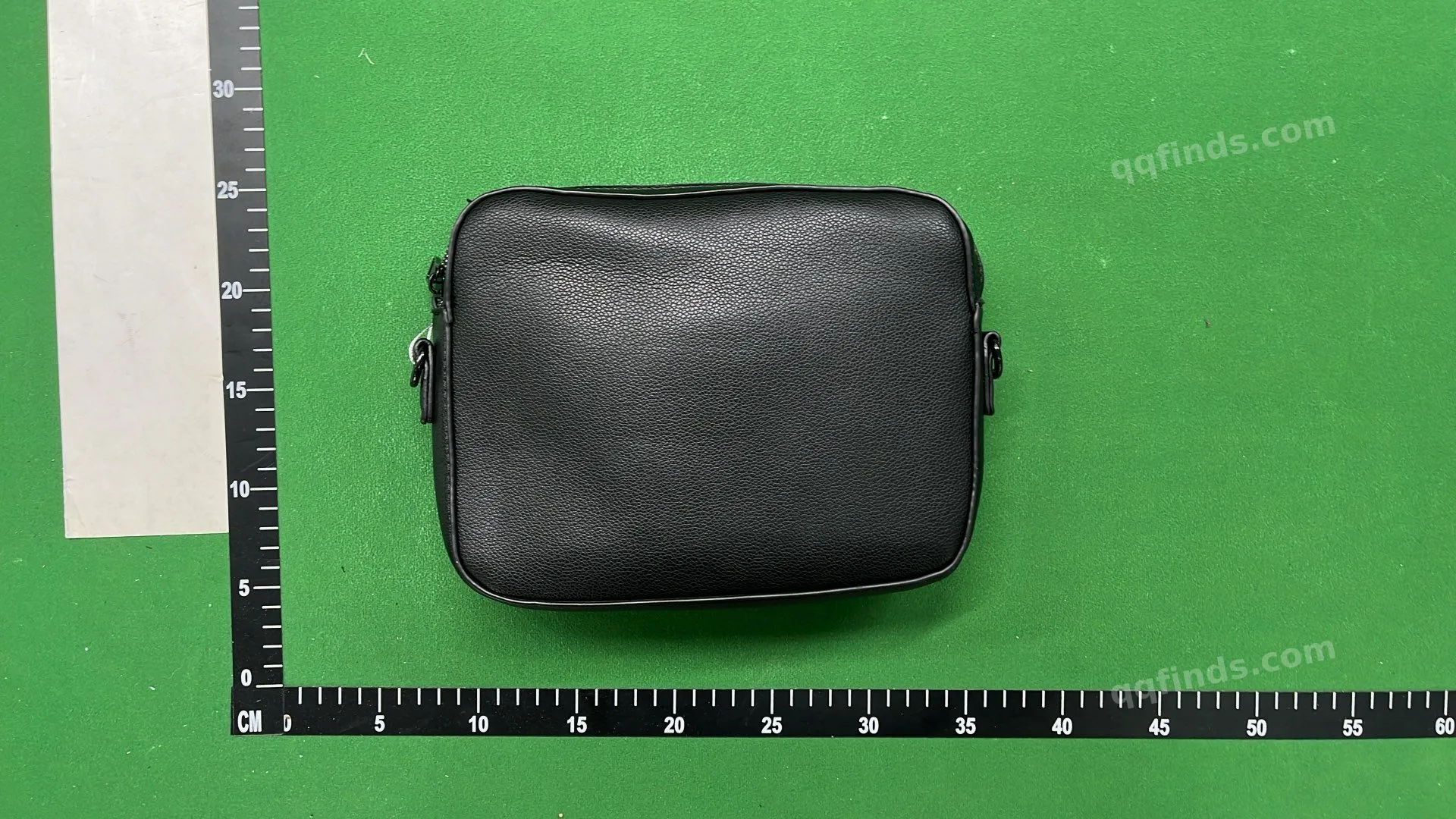 Louis Vuitton Shoulder Bag QC